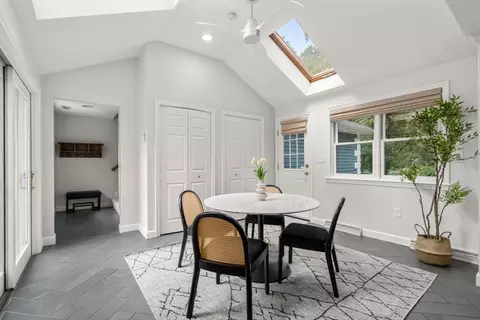 429 Warren St, Needham, MA 02492 photo 15