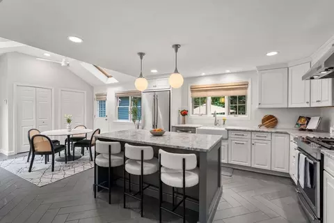 429 Warren St, Needham, MA 02492 photo 11