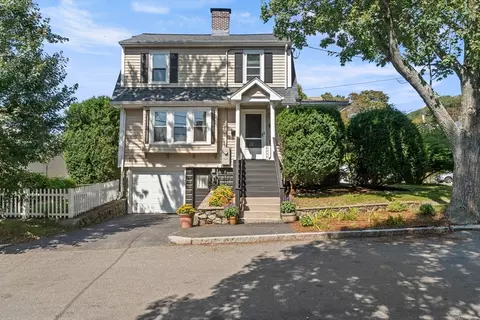 68 Charles St, Arlington, MA 02474