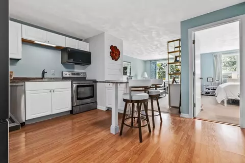 Kitchen - 6 Mcdewell Ave #16, Danvers, MA 01923 photo 2 of 6