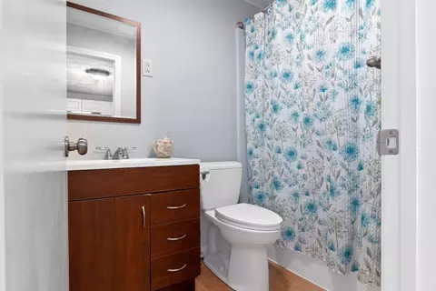 Bath - 6 Mcdewell Ave #16, Danvers, MA 01923 photo 1 of 2
