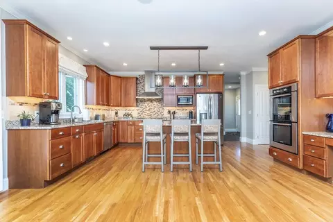 4 Penny Ln, Beverly, MA 01915 photo 11