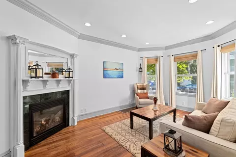 96 King St #1, Boston, MA 02122