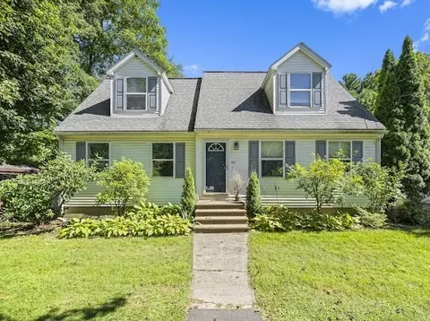 188 N Main St, Sunderland, MA 01375