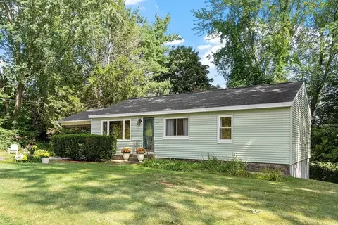 6 Argentine St, Leominster, MA 01453