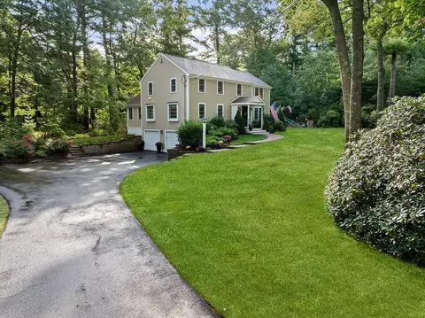 20 Lady Slipper Ln, Duxbury, MA 02332
