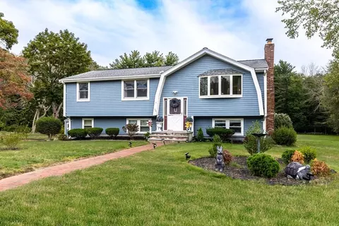 50 Stephanie Ln, Bridgewater, MA 02324
