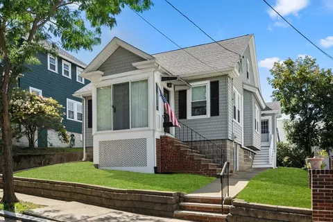9 Grayson St, Boston, MA 02124