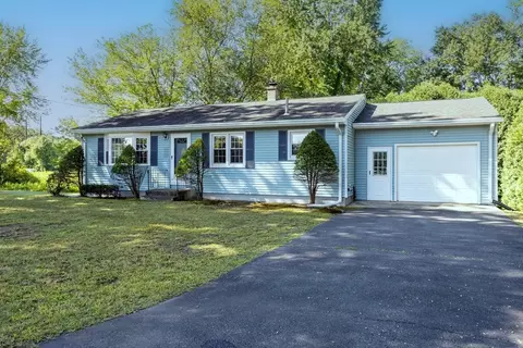 341 East St, South Hadley, MA 01075