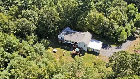 267 Southampton Rd, Holyoke, MA 01040
