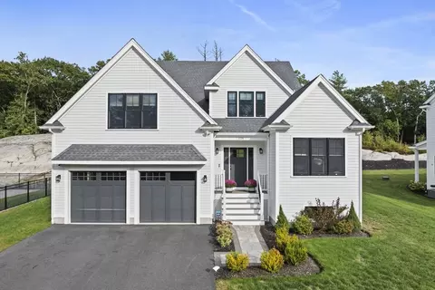 118 Indian Ln, Canton, MA 02021