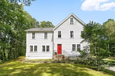 160 Rockland Rd, Carlisle, MA 01741