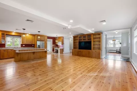 719 Webster St, Needham, MA 02492 photo 18