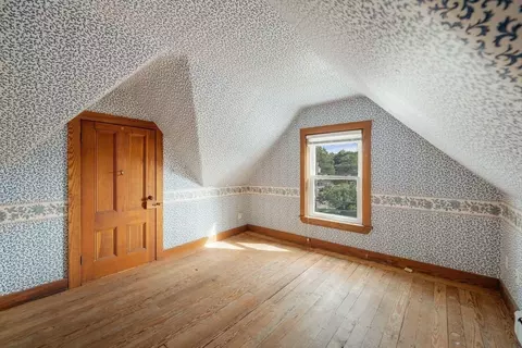 719 Webster St, Needham, MA 02492 photo 29