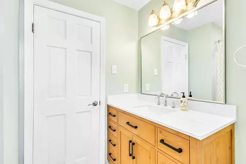 15 Harborview Dr, Hingham, MA 02043 photo 19