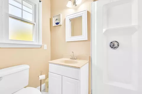 15 Harborview Dr, Hingham, MA 02043 photo 13