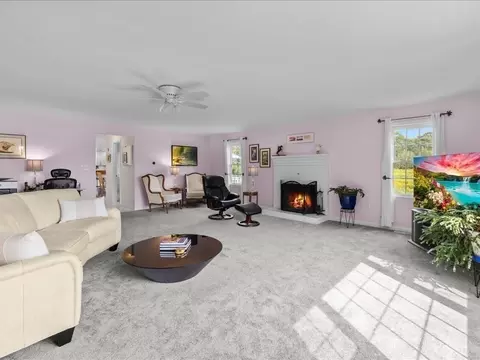 6 Wood St, Upton, MA 01568 photo 16