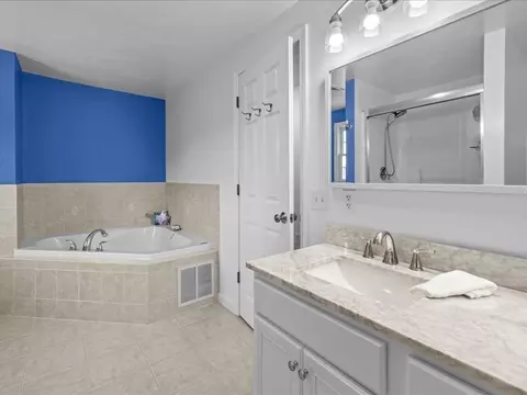 6 Wood St, Upton, MA 01568 photo 20