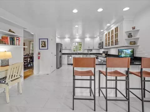 6 Wood St, Upton, MA 01568 photo 11