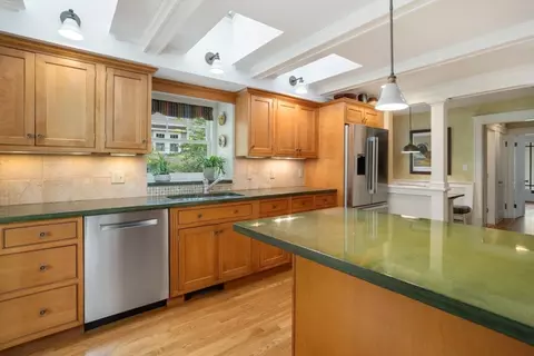 90 Summer Ave, Reading, MA 01867 photo 8