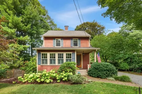 90 Summer Ave, Reading, MA 01867 photo 2