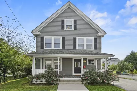 32 Bacon St, Watertown, MA 02472
