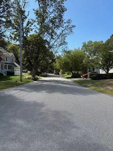 6 Higgins Rd, Marblehead, MA 01945 photo 9