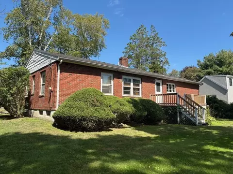 6 Higgins Rd, Marblehead, MA 01945
