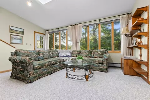 29 Sonning Rd, Beverly, MA 01915 photo 5