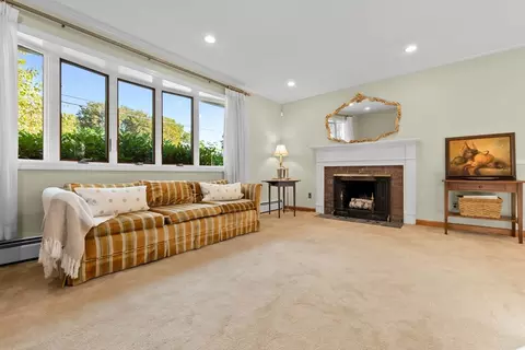 29 Sonning Rd, Beverly, MA 01915 photo 12