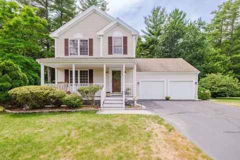 95 Meeshawn Ave, Taunton, MA 02718