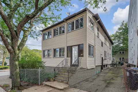29-31 Edward T Sullivan Rd, Cambridge, MA 02138