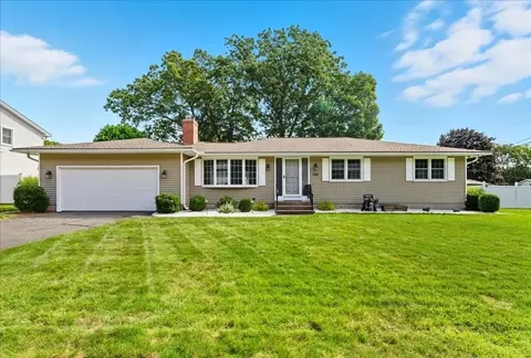 120 Labelle Cir, Chicopee, MA 01020