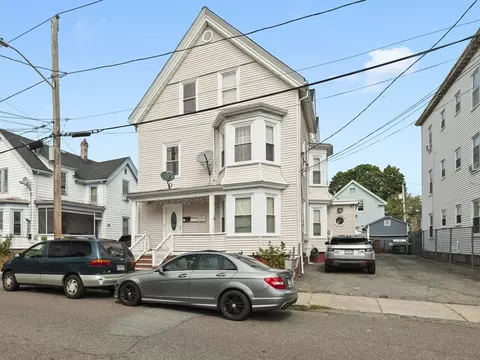 9 Rhodes Ave, Lynn, MA 01904