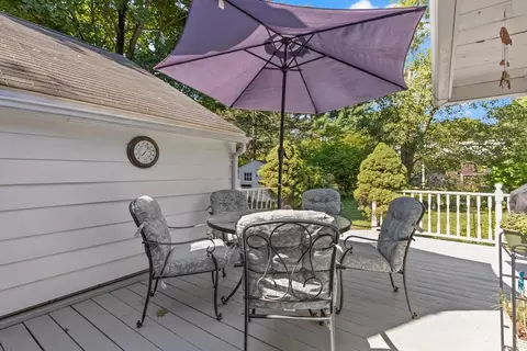 Exterior - 100 Pleasant St, Raynham, MA 02767 photo 5 of 8
