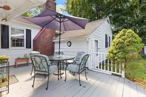 Exterior - 100 Pleasant St, Raynham, MA 02767 photo 3 of 8