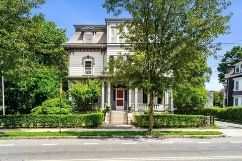 170 North St, Salem, MA 01970