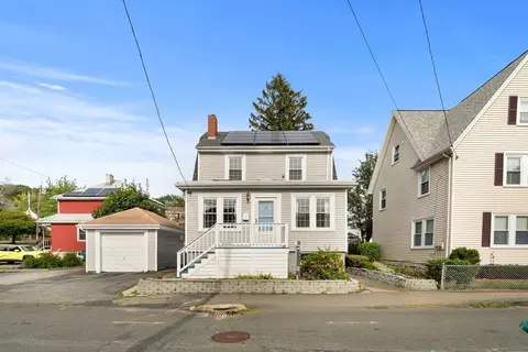 21 Lake View Pl, Lynn, MA 01904