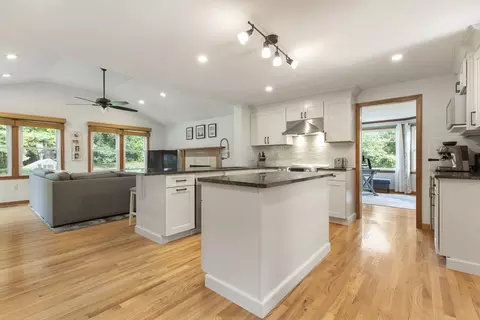 128 Eric Dr, Franklin, MA 02038 photo 8
