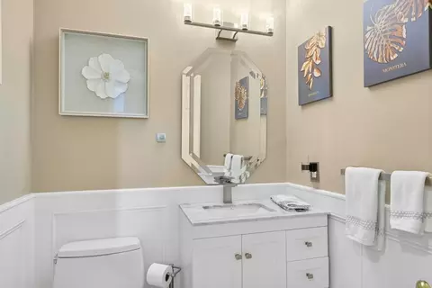 1457 Washington St, Canton, MA 02021 photo 19
