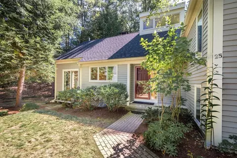 25 Birchwood Ln #25, Lincoln, MA 01773