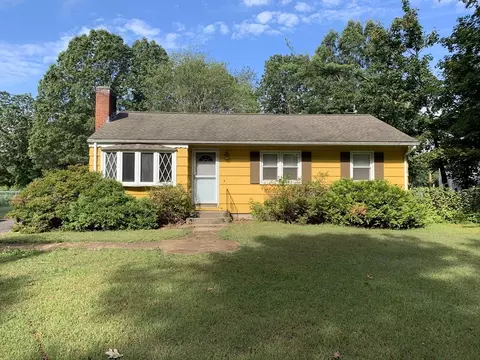 175 Berkshire Ave, Southwick, MA 01077