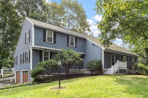 370 Lincoln St, Lexington, MA 02421