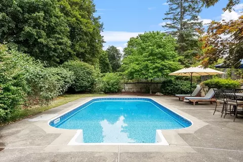 Exterior - 46 Temi Rd, Hudson, MA 01749 photo 8 of 10