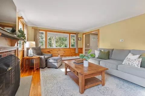 Living - 46 Temi Rd, Hudson, MA 01749 photo 3 of 3