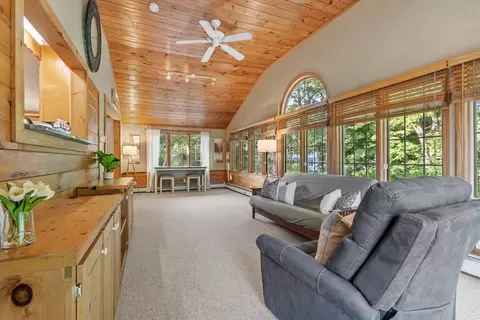 Living - 46 Temi Rd, Hudson, MA 01749 photo 1 of 3