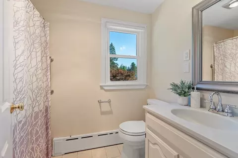 Bath - 46 Temi Rd, Hudson, MA 01749 photo 3 of 4