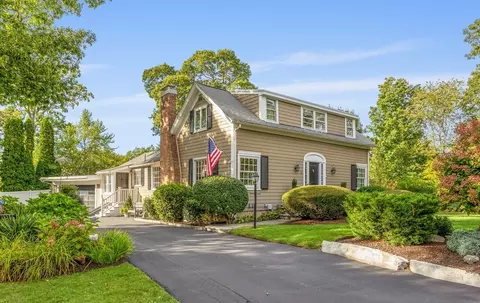 36 Adams St, Lexington, MA 02420