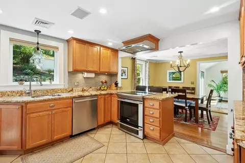 71 Brookside Rd, Needham, MA 02492 photo 9