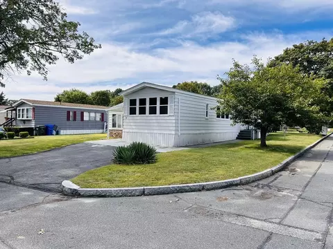 47 Contessa Ln, Springfield, MA 01119 photo 4